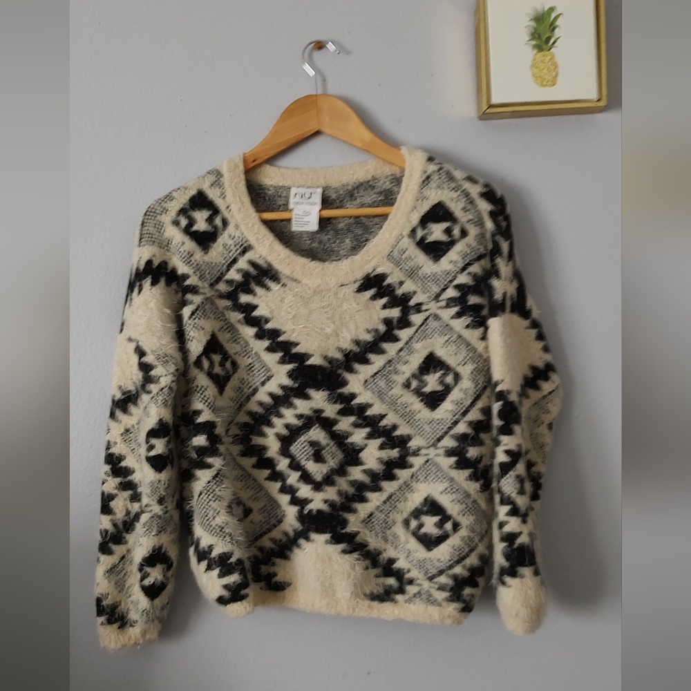 Fuzzy  Sweater Nu New York  Cardigan   Black And Ivory  Style Boho Size Medium